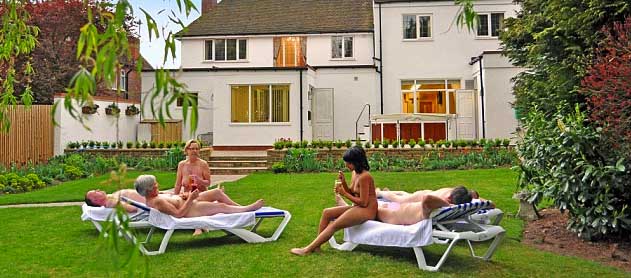 Naked hotel opens in birmingham
