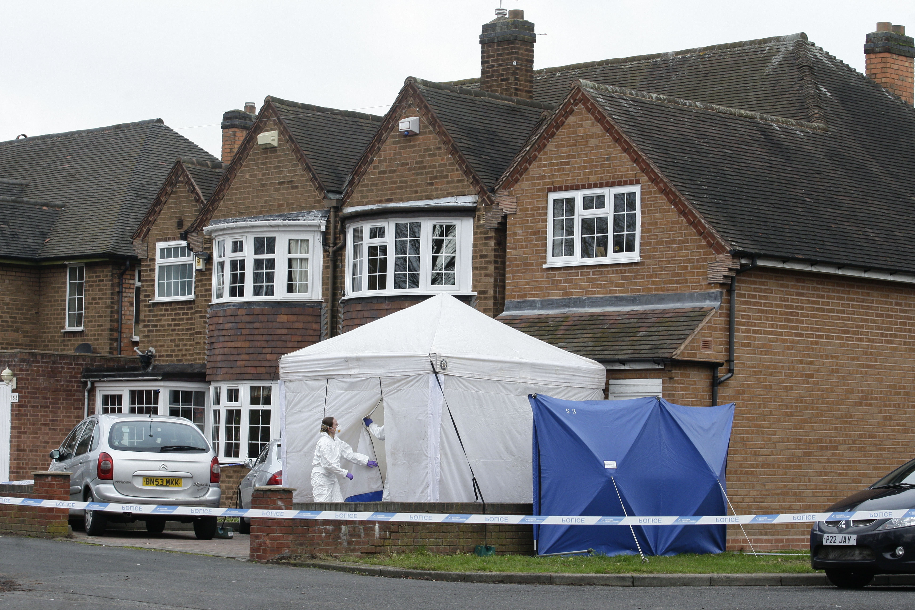 TEENAGE KNIFE THUG JAILED FOR  BRUTAL STABBING