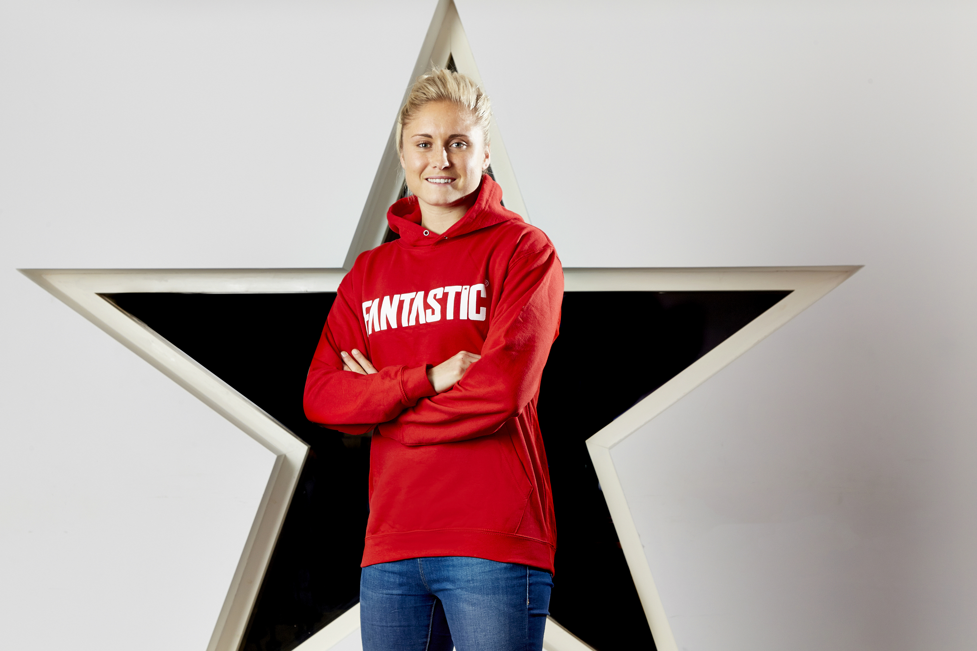 Steph Houghton signs with team Fantastic for online project