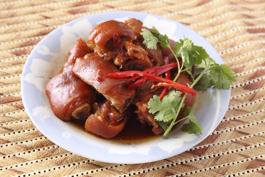 chinese pork knuckle