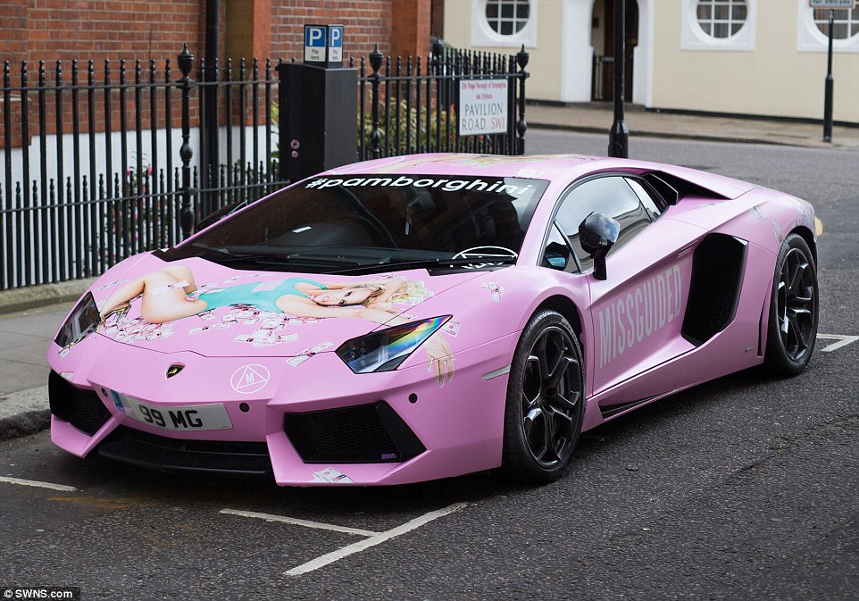 BRITAIN’S MOST GARISH CAR-A PINK LAMBO WITH PAMELA ANDERSON ON IT