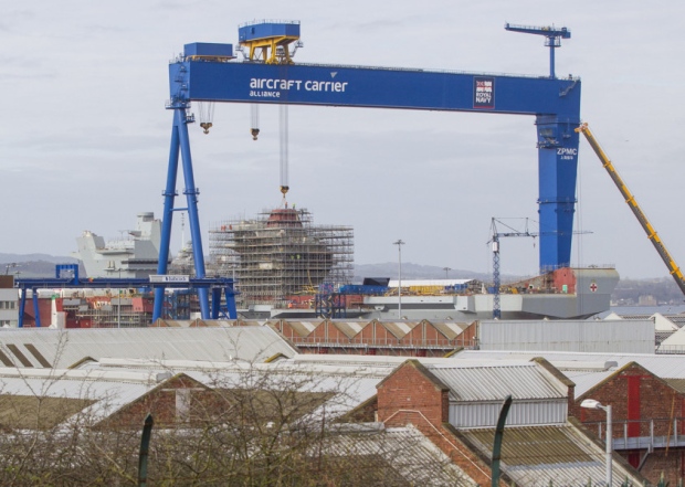 THE LARGEST CRANE IN THE UK IS UP FOR SALE