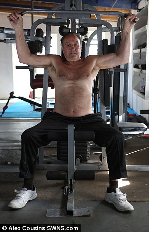 75 YEAR OLD GREAT GRANDDAD PUTS IMPRESSIVE FITNESS DOWN TO HARD GRAFT