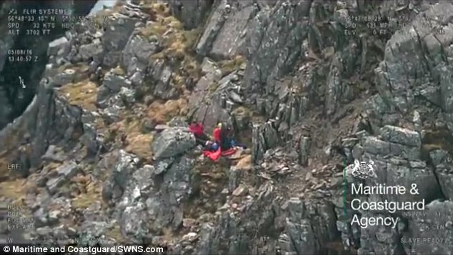 DRAMATIC VIDEO OF HELICOPTER RESCUE OF CLIMBER INJURED ON BEN NEVIS