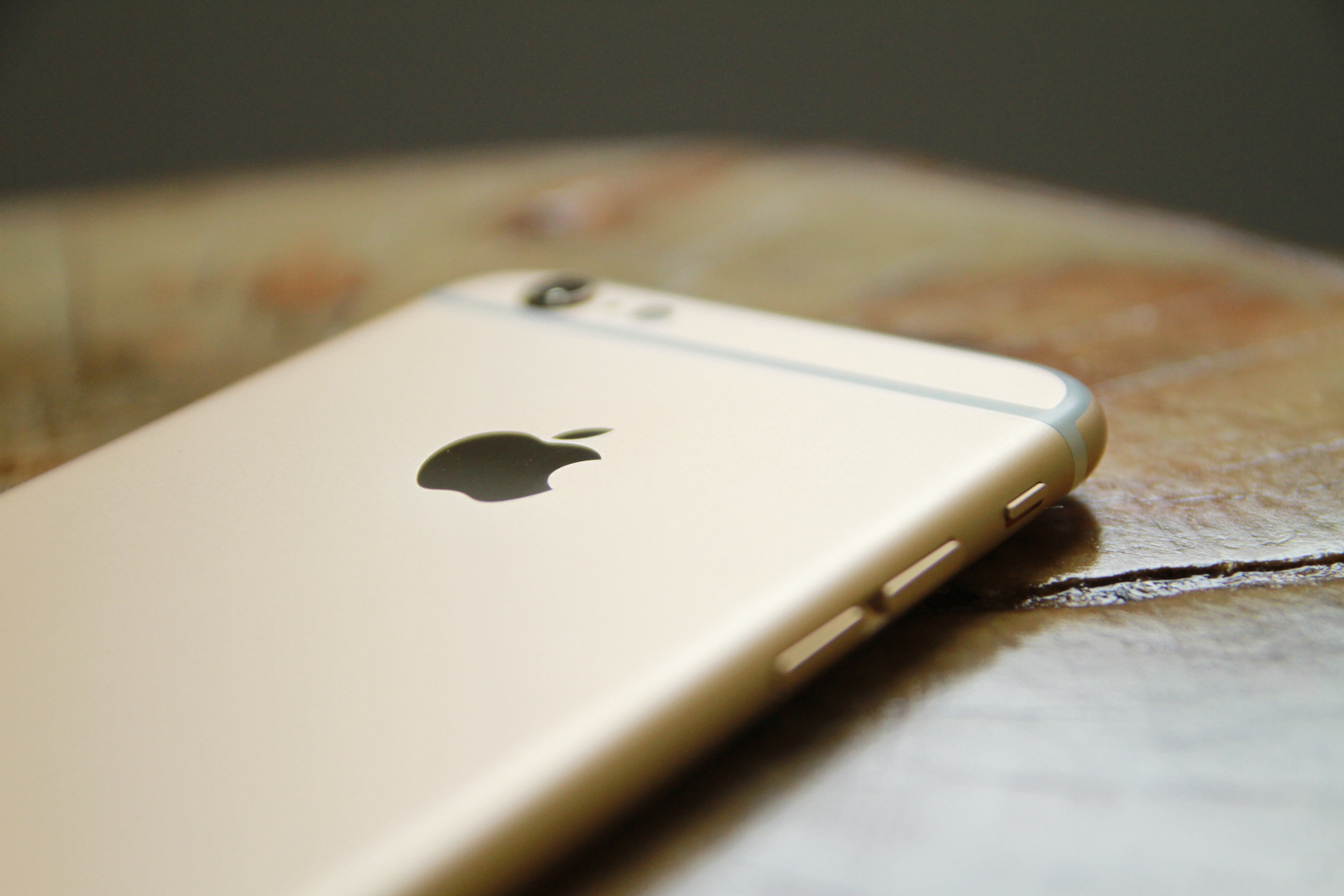 MUM-TO-BE HAD PHONE STOLEN WHILE SHE WAS IN LABOUR