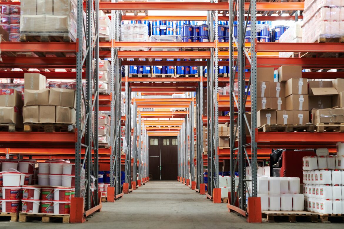 Maximise Efficiency in Warehouses with Voice Picking Technology