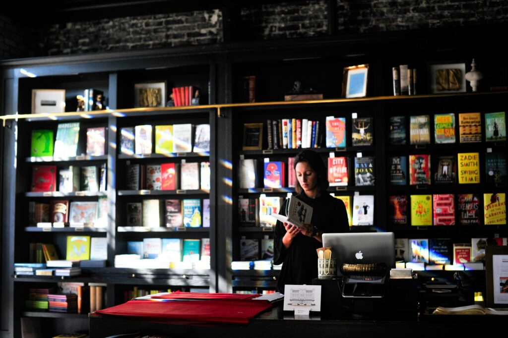 The Future of Bookstores: A Blend of Tradition and Innovation