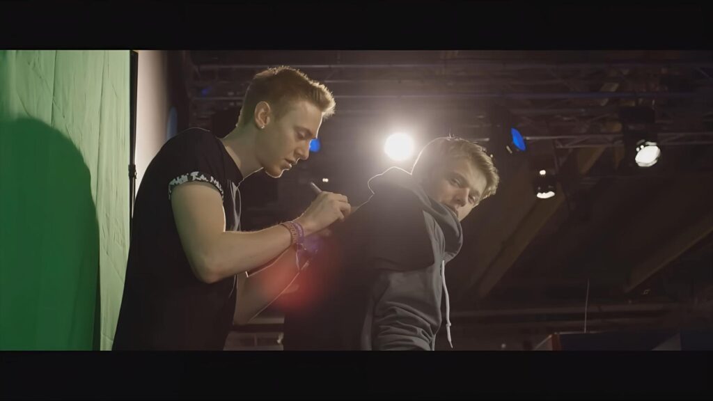 How Edd 'Sparkles' Stanton Built a YouTube Empire with Ninja Moves, Skins, and a Love for Cats
