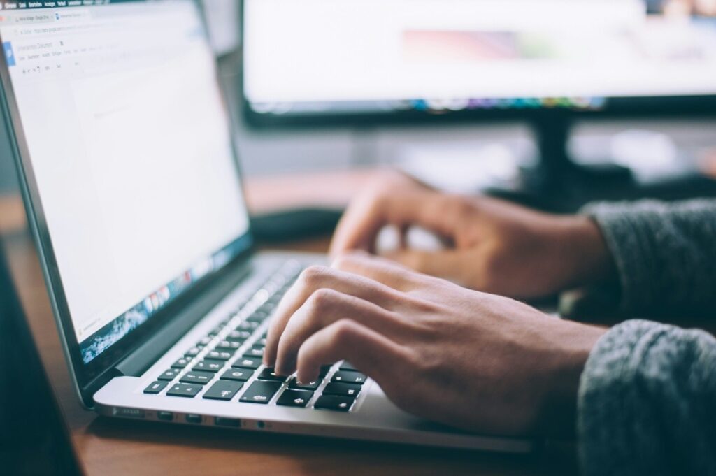 Streamlining Small Business Operations: Tools for Growing Teams