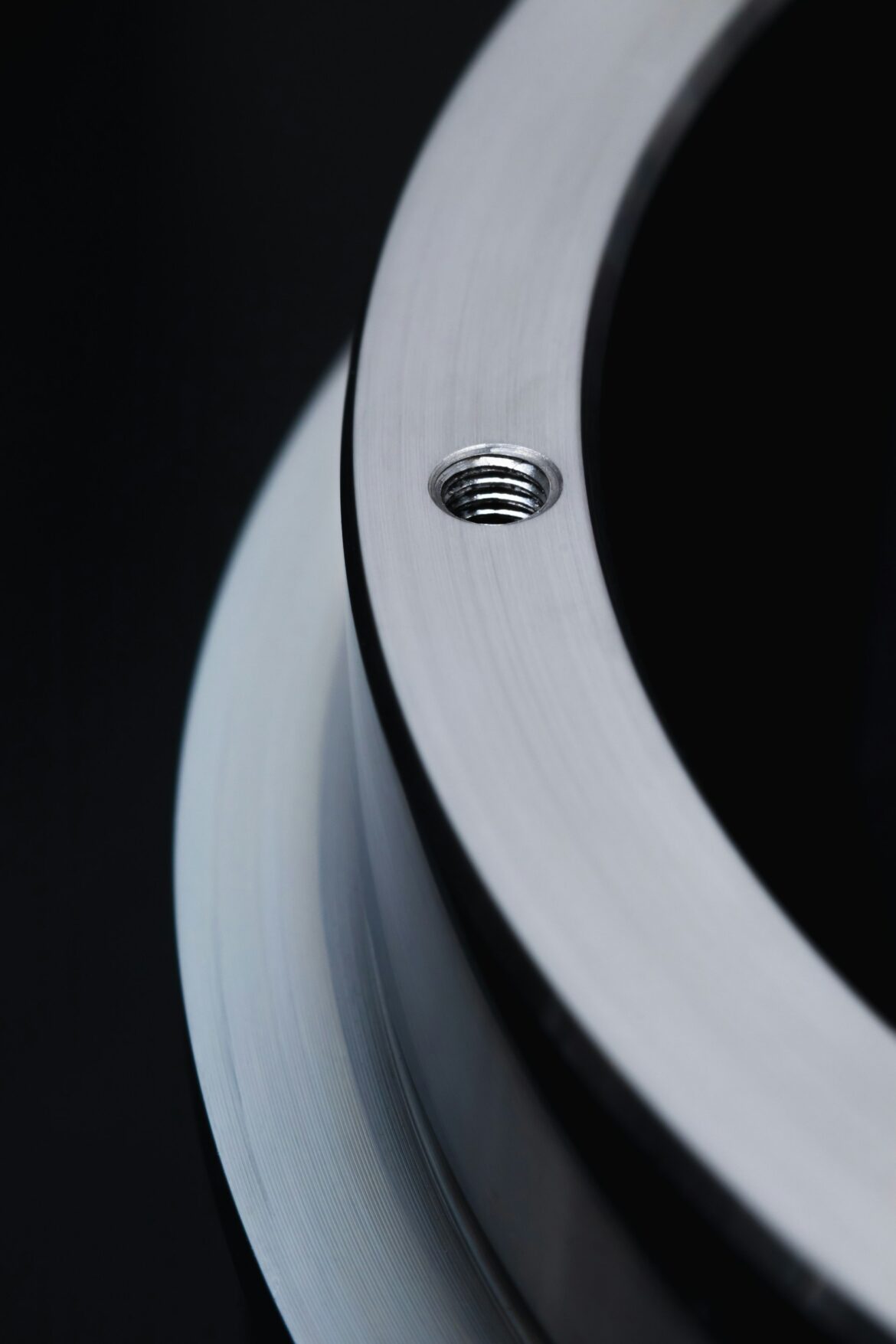 Steel Stockholders: The Backbone of Modern Metal Supply Chains 