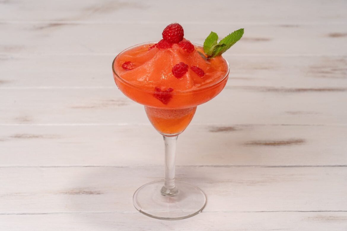 Frozen Cocktails Are Back, and This Time They’ve Brought a Mocktail